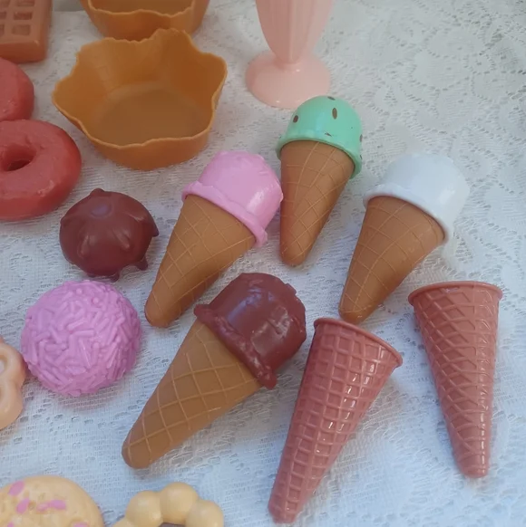 Play Dessert Food - Picture 2 of 4